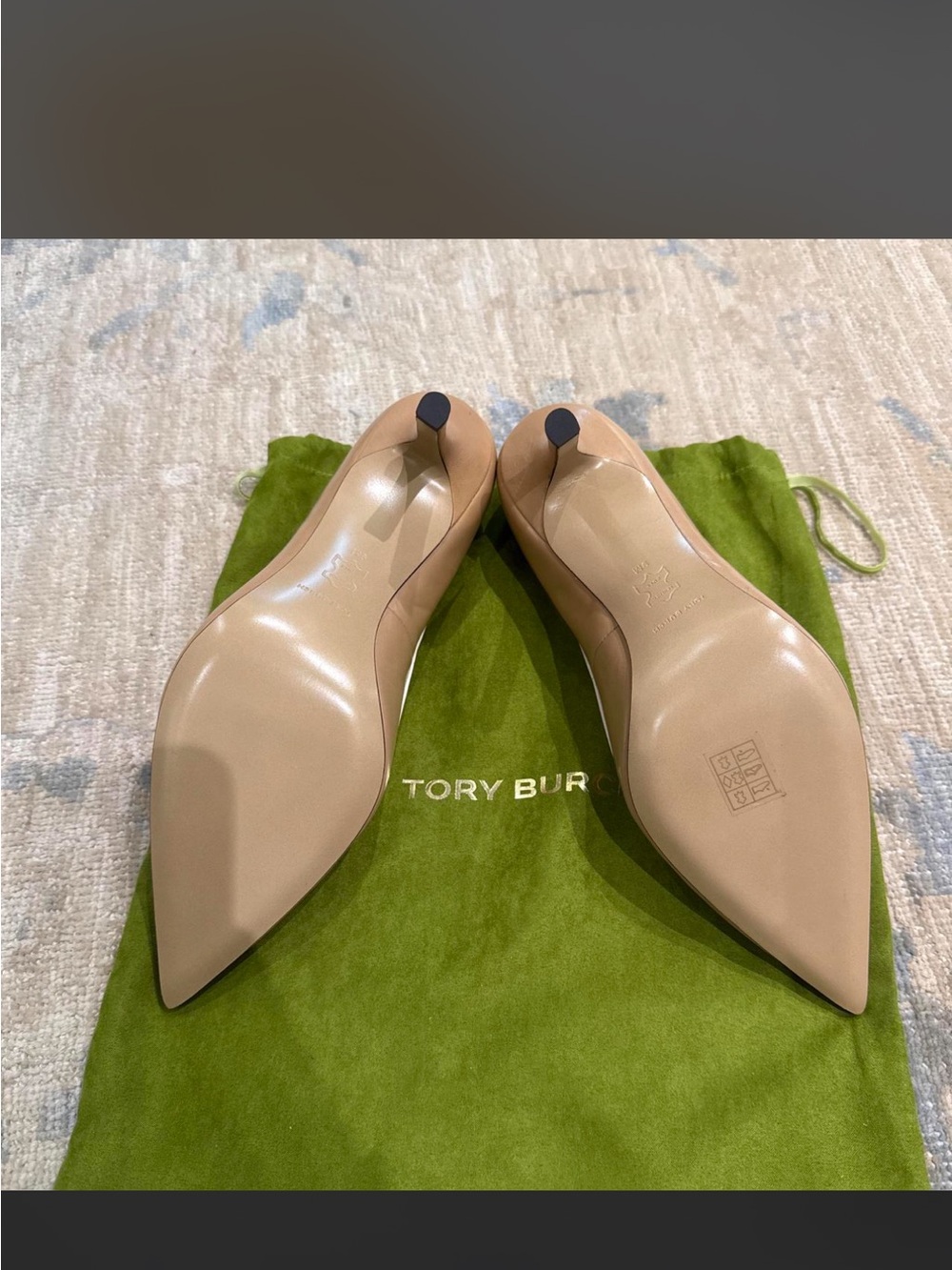 Tory Burch Women's Pointed-Toe Nude Pumps - Cantucci Color - Picture 6 of 7